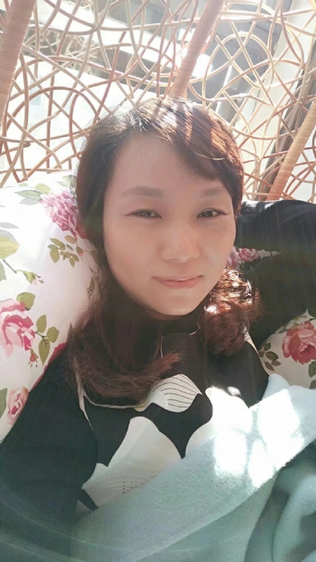 悦己的第一张照片--华安婚介网