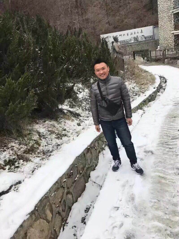 风筝的第一张照片--华安婚介网