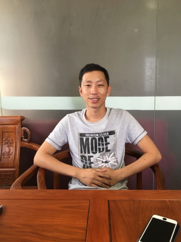 逝水流年的第二张照片--华安婚介网
