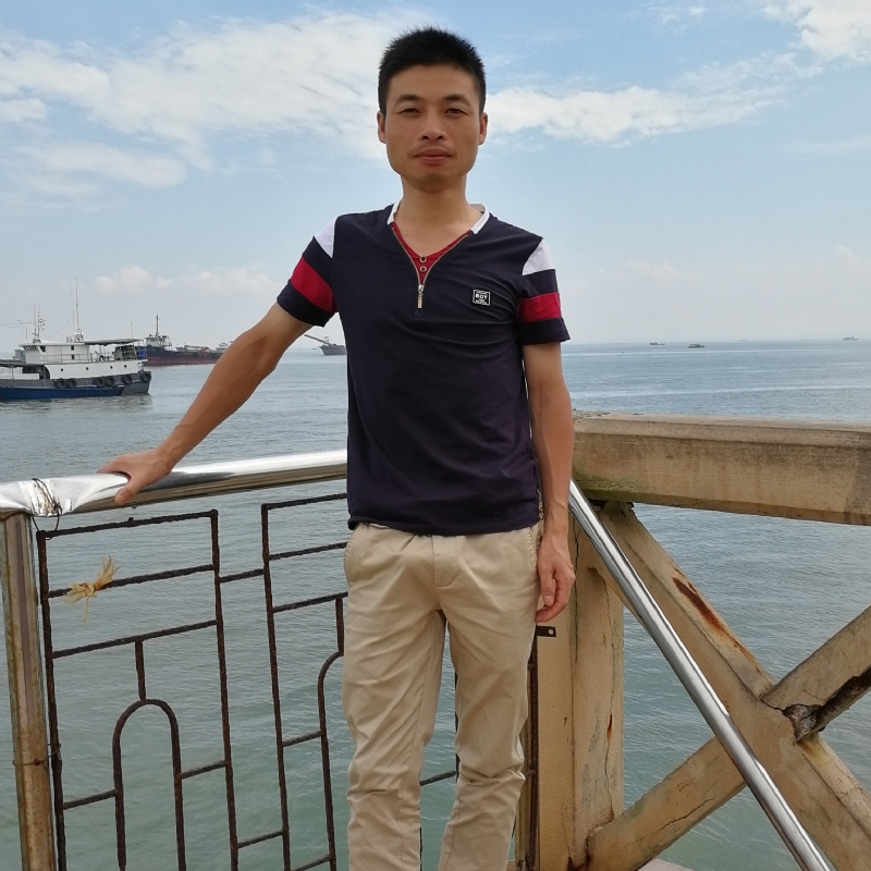 一个人的等待的第一张照片--华安婚介网