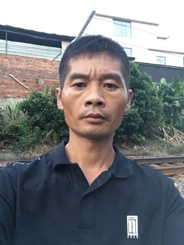 张旭明的第二张照片--华安婚介网