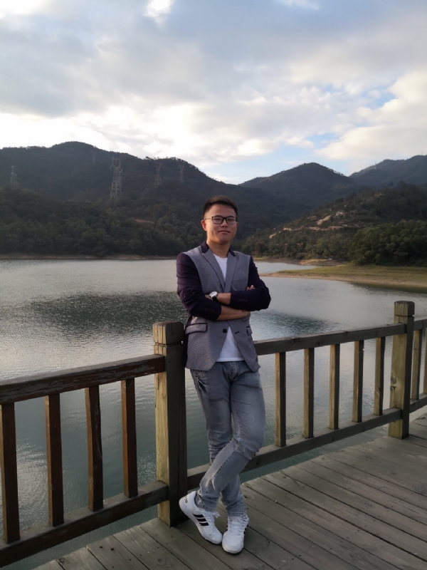 小小舒的第一张照片--华安婚介网