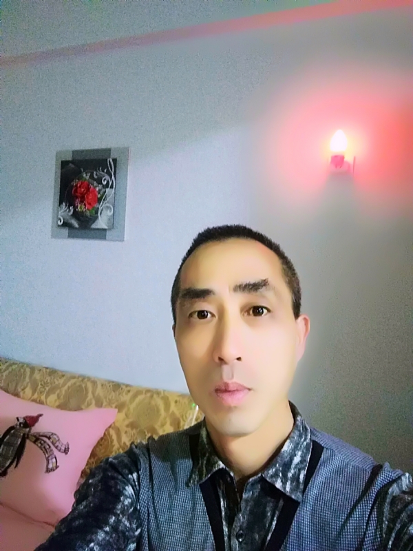 真诚的第一张照片--华安婚介网