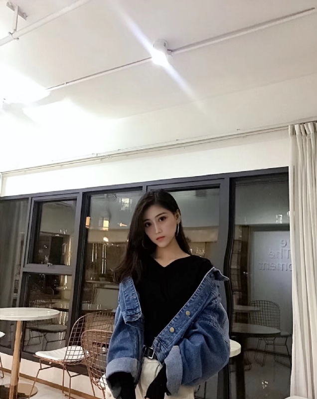 爱笑的眼睛的第一张照片--华安婚介网