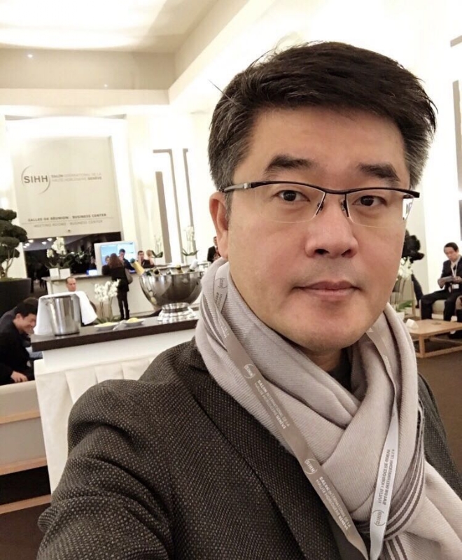 天马行空的第一张照片--华安婚介网