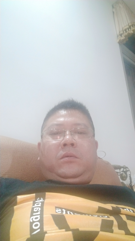 阿明的第一张照片--华安婚介网