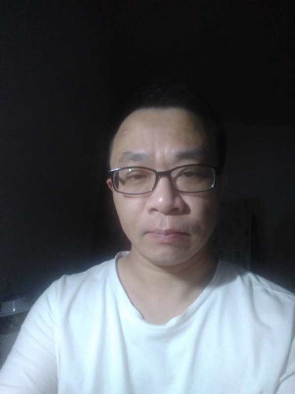 尘梦短促的第一张照片--华安婚介网