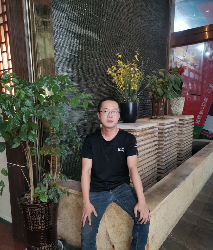 孤独小舟的第二张照片--华安婚介网