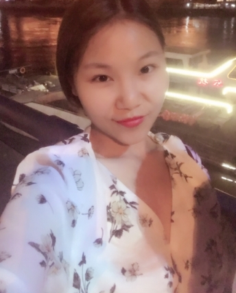 彩儿的第一张照片--华安婚介网