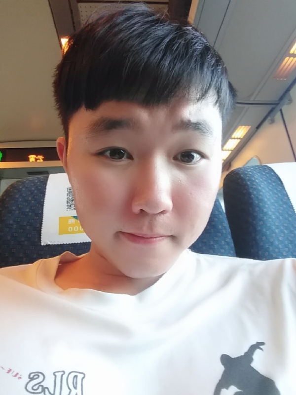 爱玉的第一张照片--华安婚介网