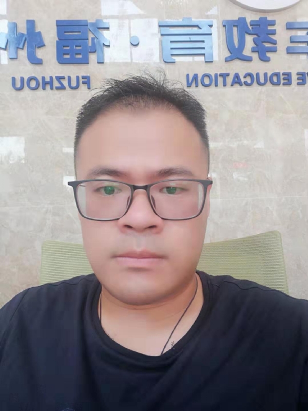 乘风破浪的第一张照片--华安婚介网