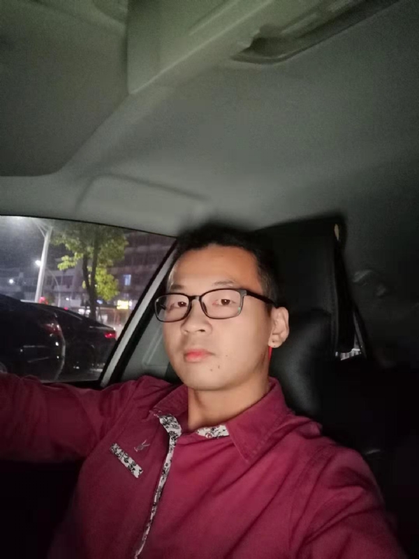 遇你最美的第一张照片--华安婚介网