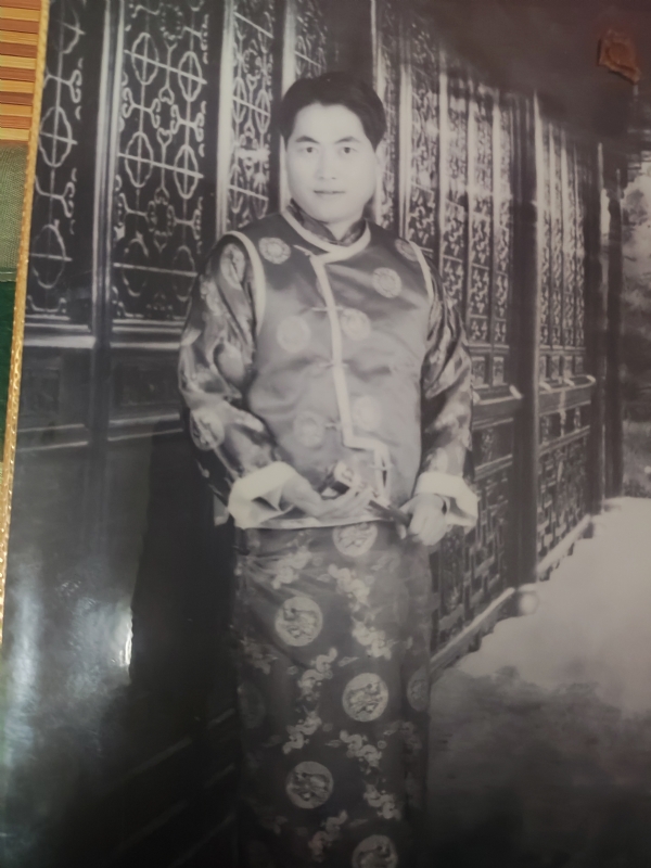 米兰的第一张照片--华安婚介网