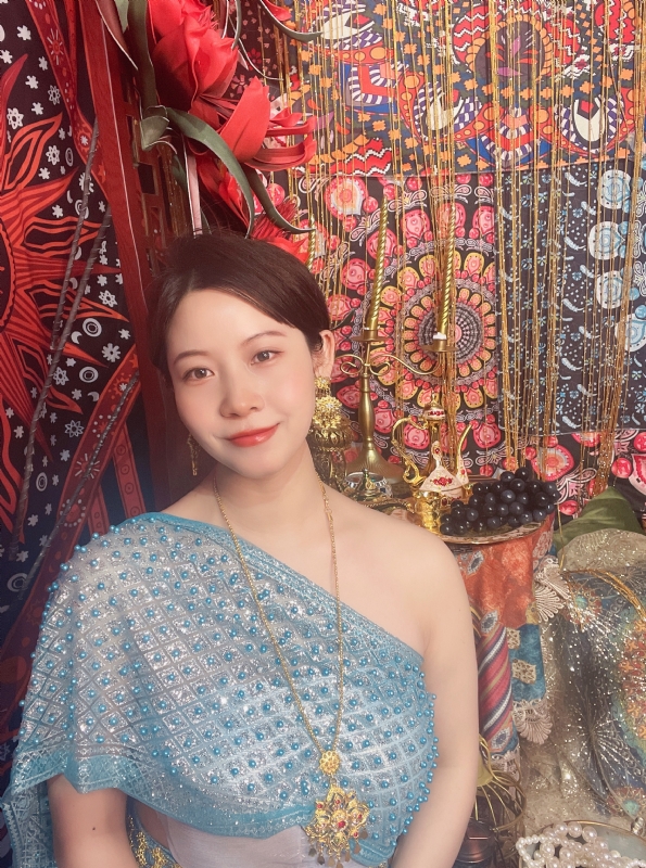 鸢莺的第八张照片--华安婚介网