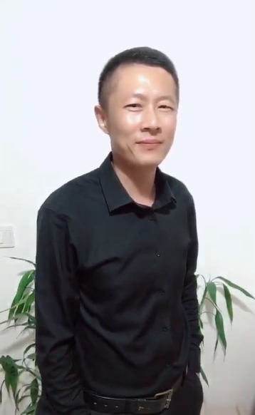 地huhi的第一张照片--华安婚介网