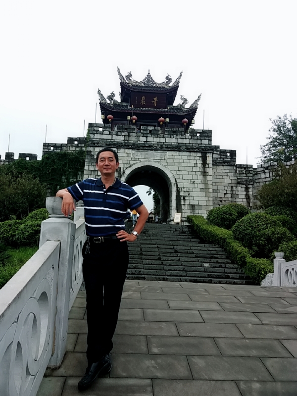 真心的龙的第六张照片--华安婚介网