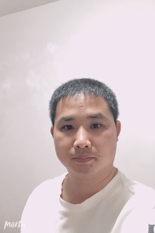 小梁的第一张照片--华安婚介网