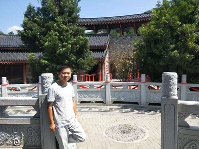 方向的第一张照片--华安婚介网
