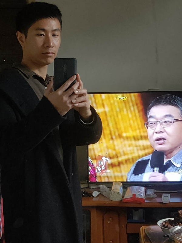 白色的风的第二张照片--华安婚介网
