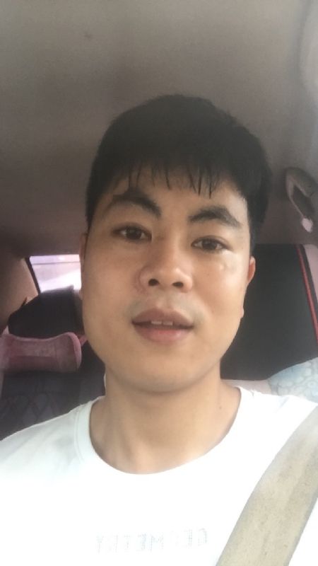小贱哥的第一张照片--华安婚介网