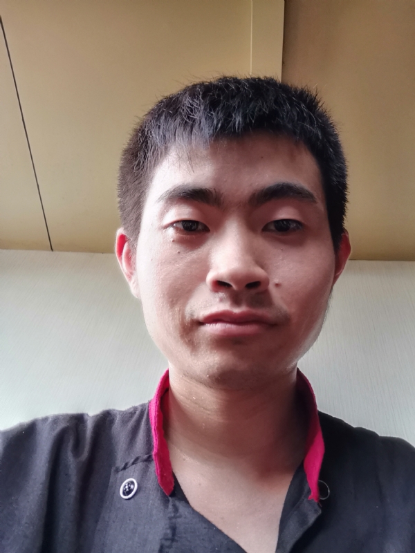 嗯的第一张照片--华安婚介网
