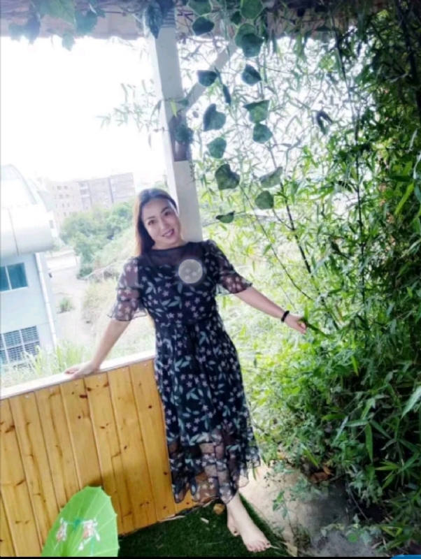 庭院深深的第三张照片--华安婚介网