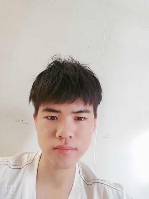 陌离的第二张照片--华安婚介网