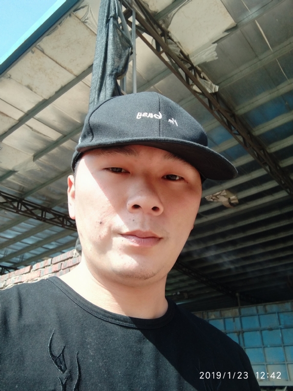 小蔡的第一张照片--华安婚介网
