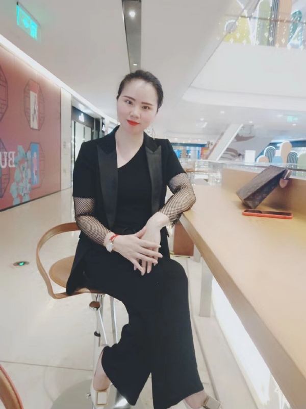 洒脱666的第一张照片--华安婚介网