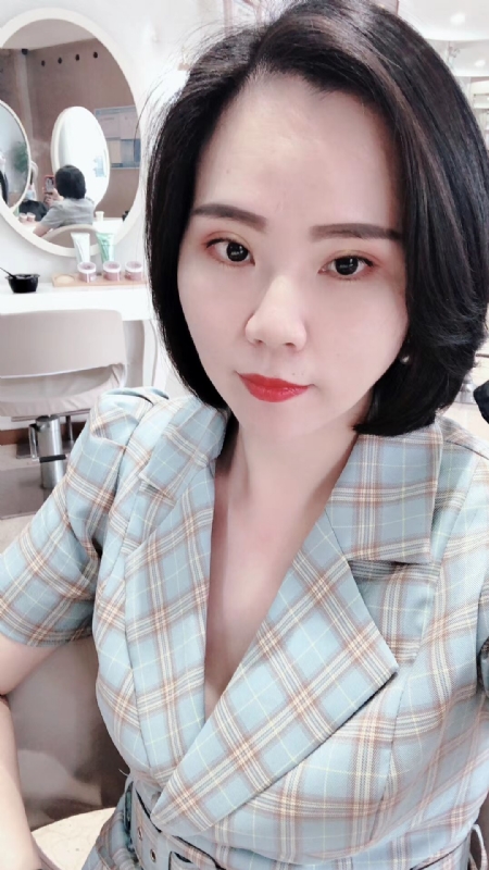 固执的第一张照片--华安婚介网