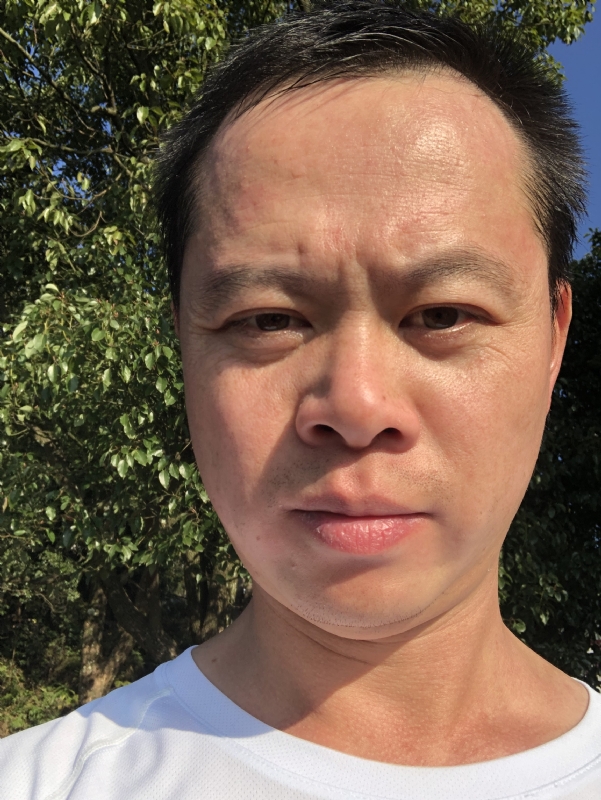 猩猩巨呃的第四张照片--华安婚介网