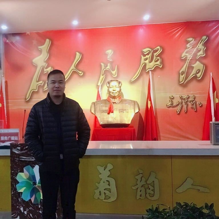哥币老罗的第一张照片--华安婚介网