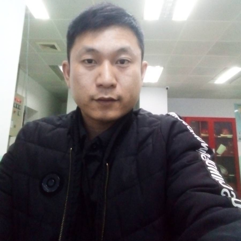 无名之辈的第一张照片--华安婚介网