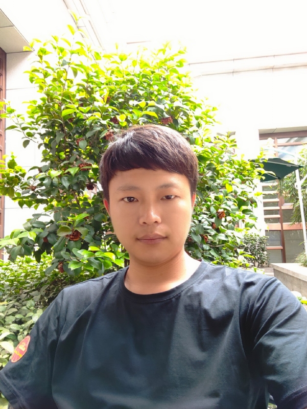 谈情说爱的第一张照片--华安婚介网