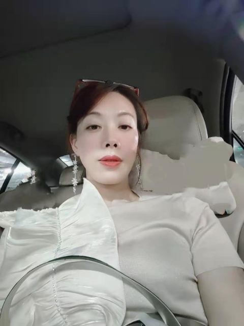 曙光的第一张照片--华安婚介网