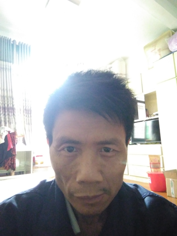 陈伟的第二张照片--华安婚介网