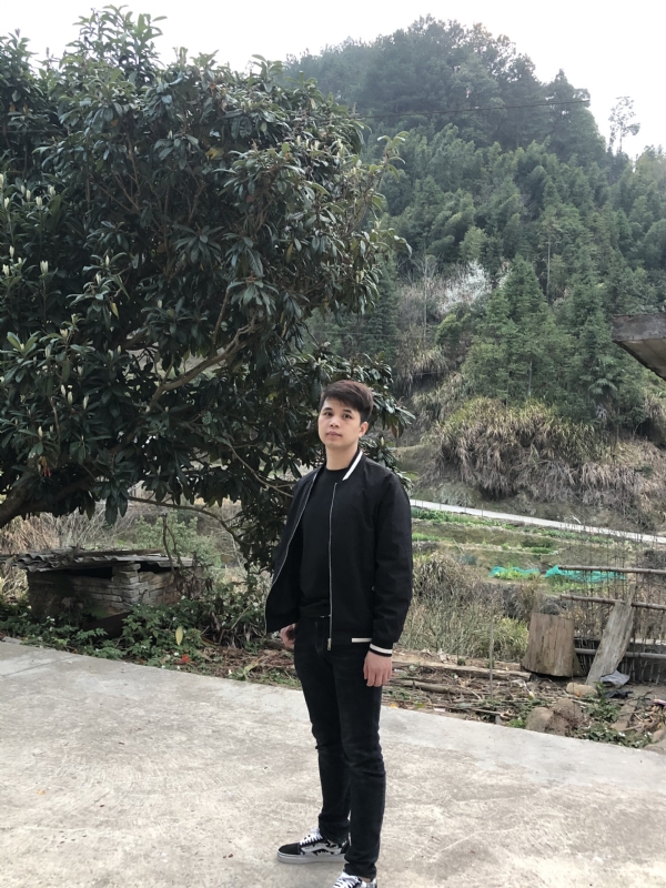 随遇而安的第一张照片--华安婚介网