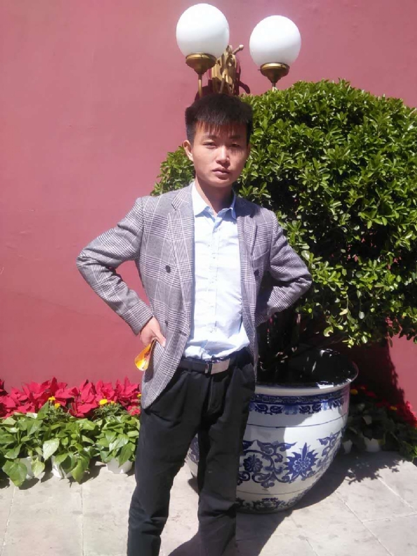 黎明之光的第二张照片--华安婚介网