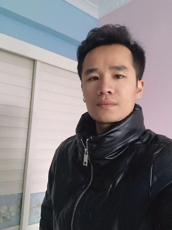小杨哥的第一张照片--华安婚介网