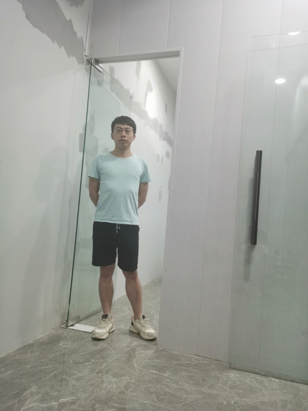 微风拂过1993的第一张照片--华安婚介网