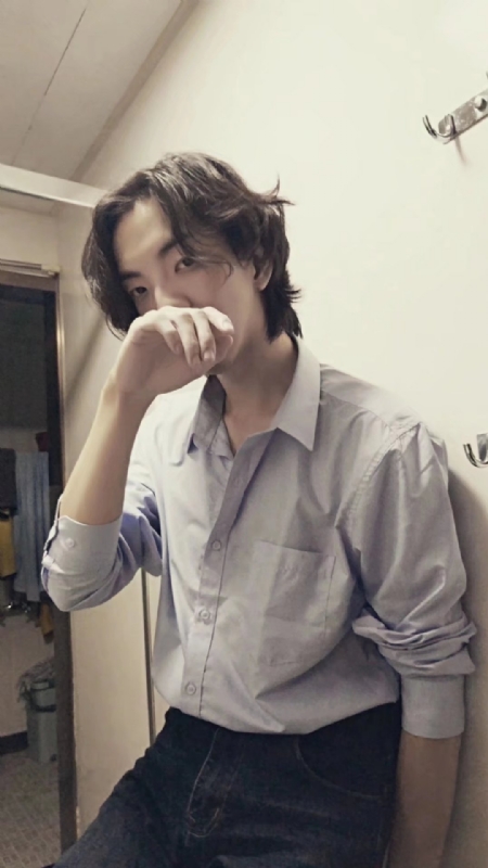 暴走辐射的第一张照片--华安婚介网