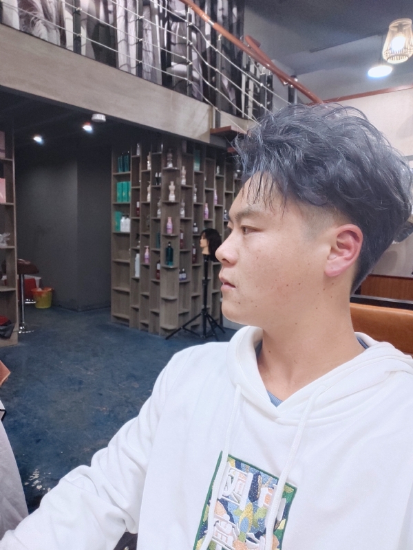 《零》的第一张照片--华安婚介网
