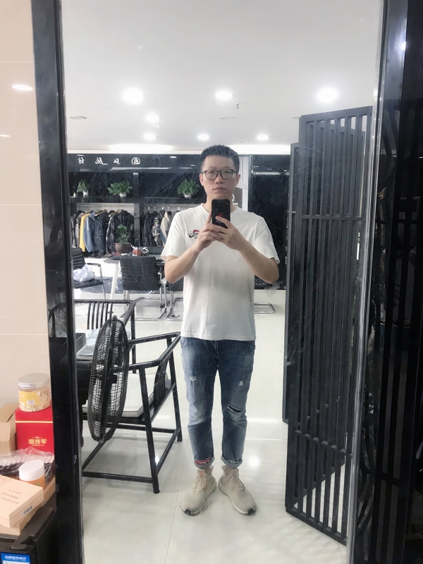 黄大仙的第一张照片--华安婚介网
