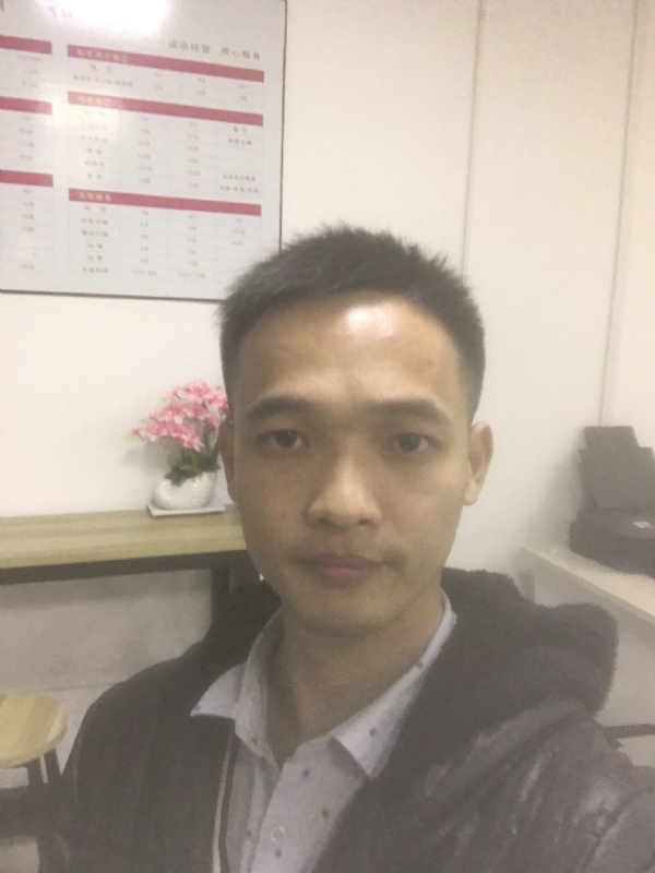 法律人小陈的第一张照片--华安婚介网