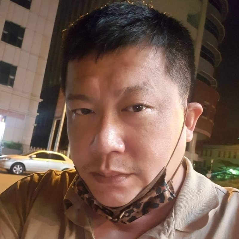 雨果先生的第三张照片--华安婚介网