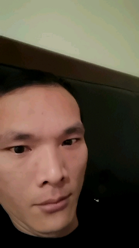 只影向谁去的第三张照片--华安婚介网
