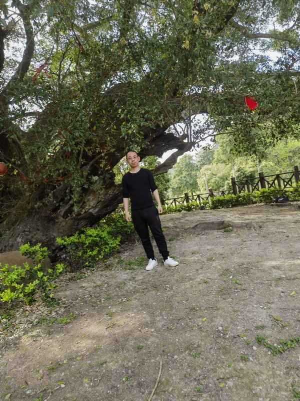 师傅被妖怪吃了的第一张照片--华安婚介网