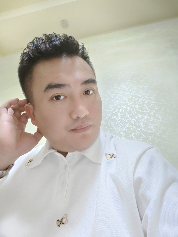 哈哈先生的第一张照片--华安婚介网