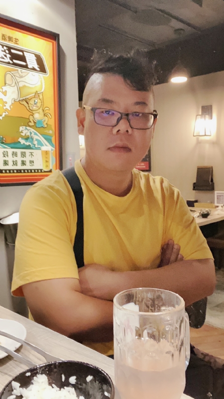 公爵的第一张照片--华安婚介网