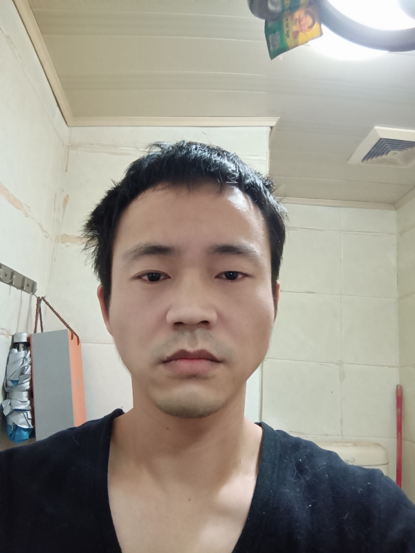 守望天空的第一张照片--华安婚介网